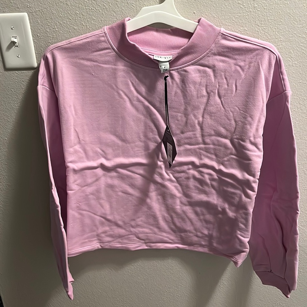NWT Ava & Viv Long Sleeve Cropped Turtleneck Sweatshirt - PINK